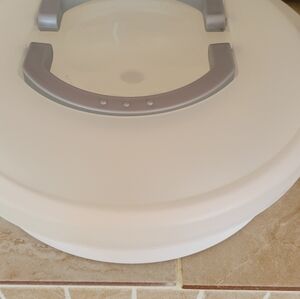 White and Gray Devil's Eggs Carrier